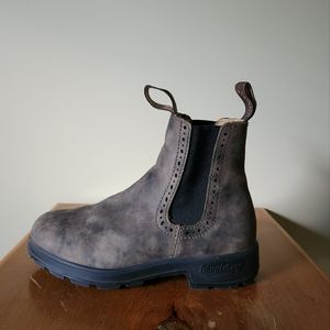 Blundstone Brown Boots - size 5 womens